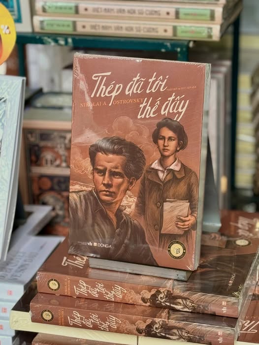 Thép đã tôi thế đấy tại Nhà sách Cá Chép